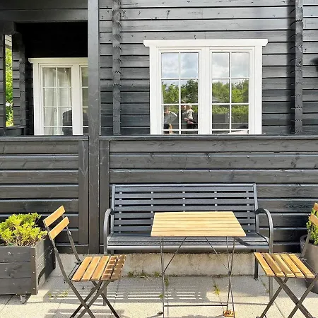 7 Person In Logstor-by Traum Logstor